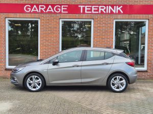 Opel Astra 1.0 Innovation, foto 2